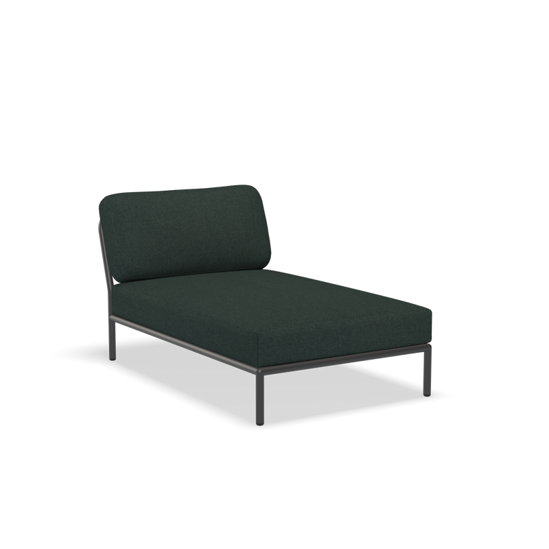 The Level Chaiselongue by Houe is a dark green chaise lounge with a black powder-coated aluminum frame, cushioned backrest, and seat, offering a sleek and modern design suitable for indoor and outdoor use.