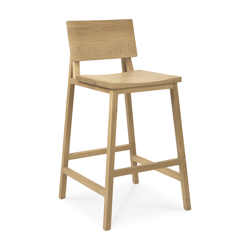 N3 Counter Stool made of oak with a simple wooden design and a supportive backrest for comfortable seating.