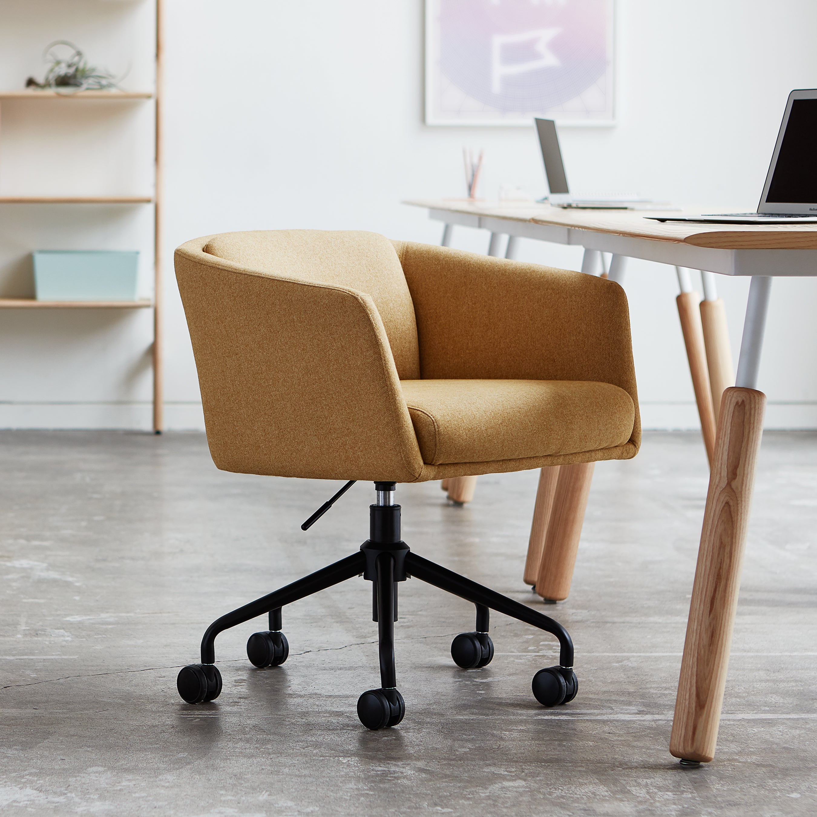 Radius Chair