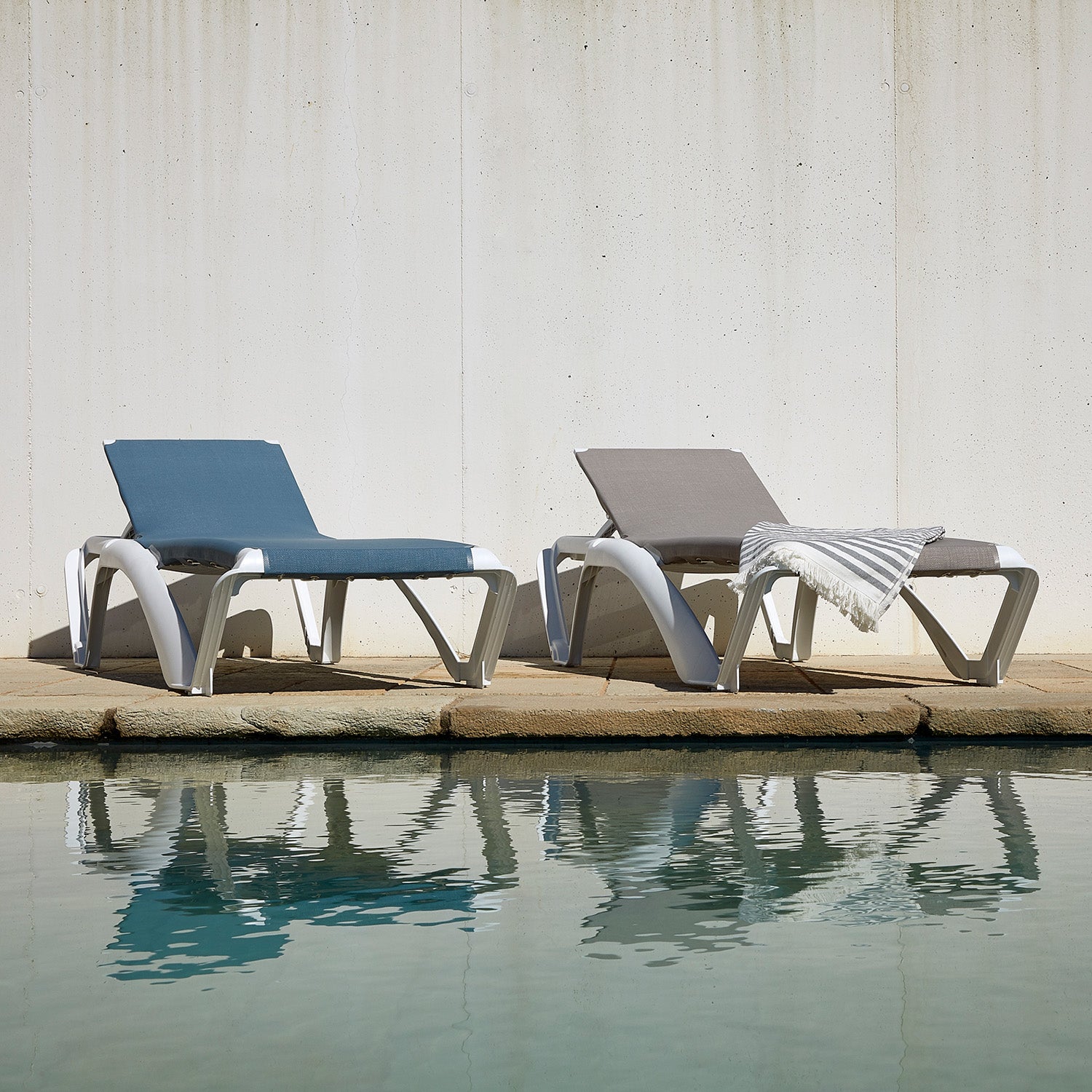 Marina Club Sunlounger - Main Image