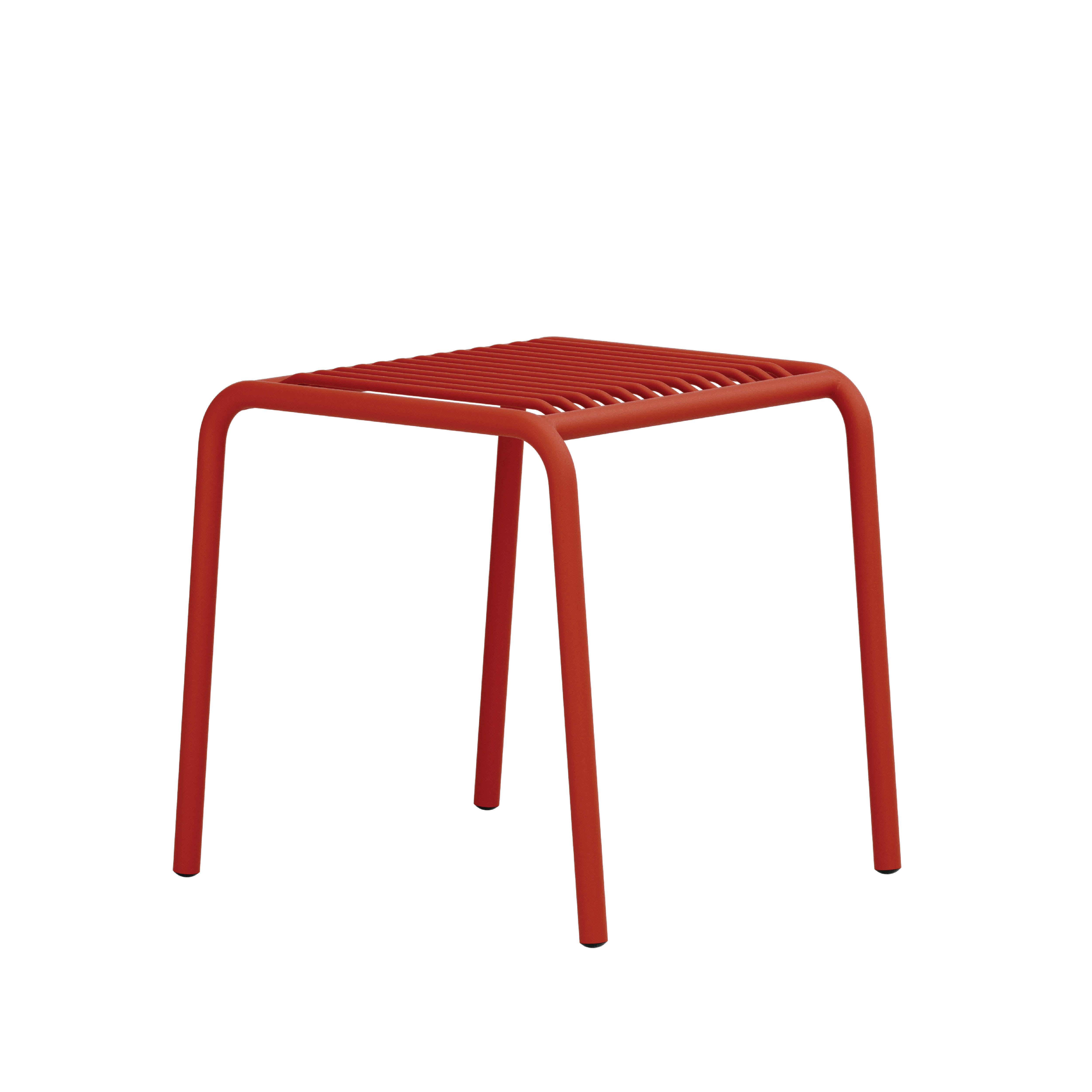 The IVY Outdoor Stool by Objekte unserer Tage features a minimalist, modern design. Crafted from red, powder-coated metal with four legs and a slatted seat, its perfect for outdoor settings.