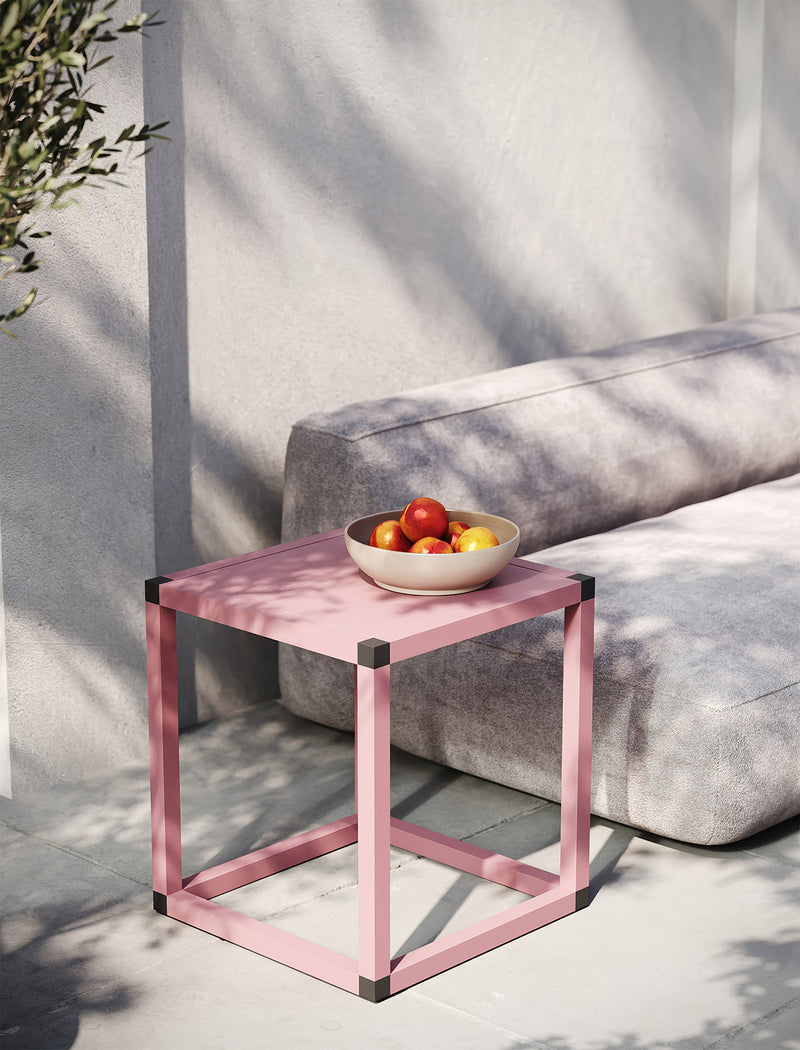 XD Side Table Outdoor 450