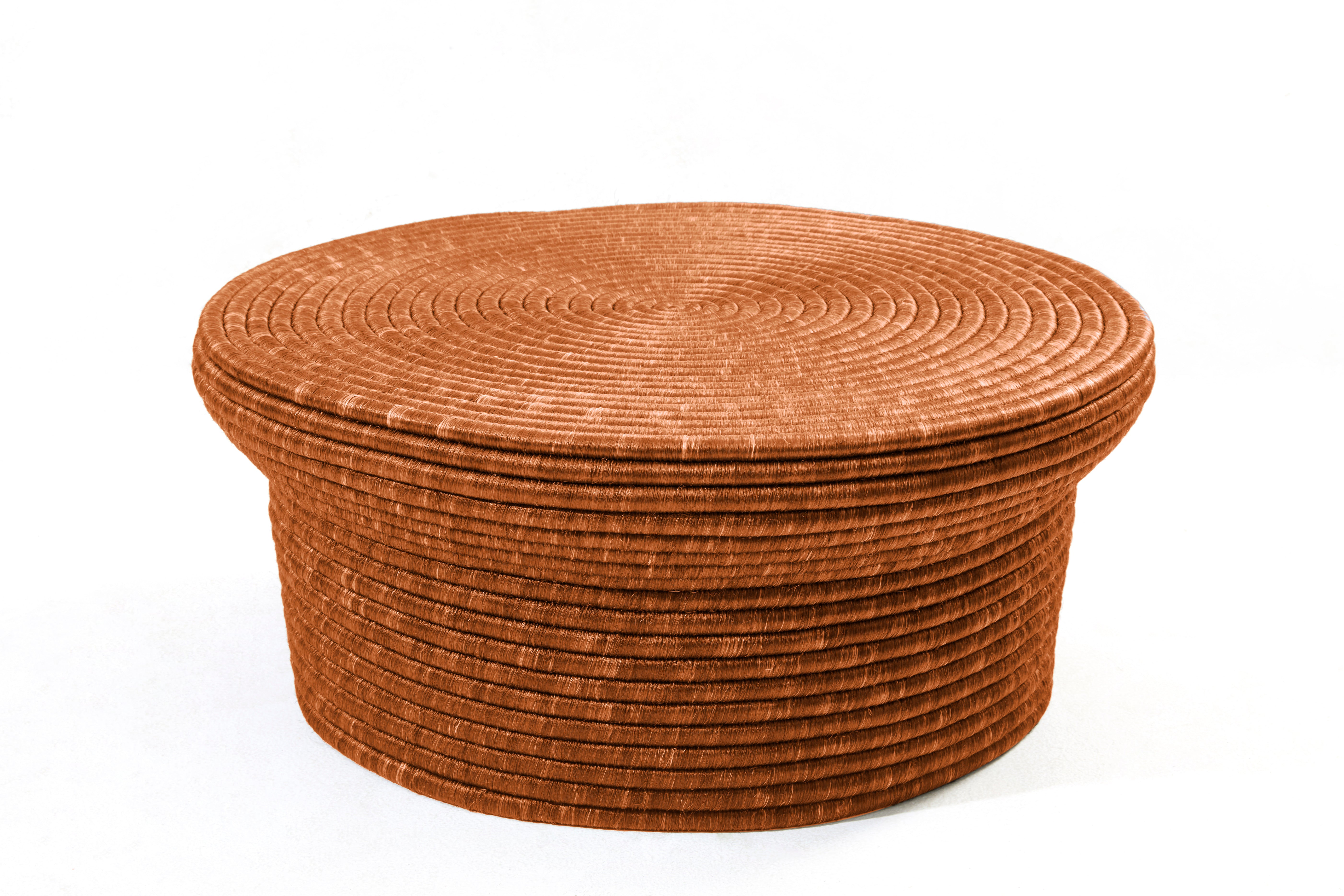 Ames La Che sidetable