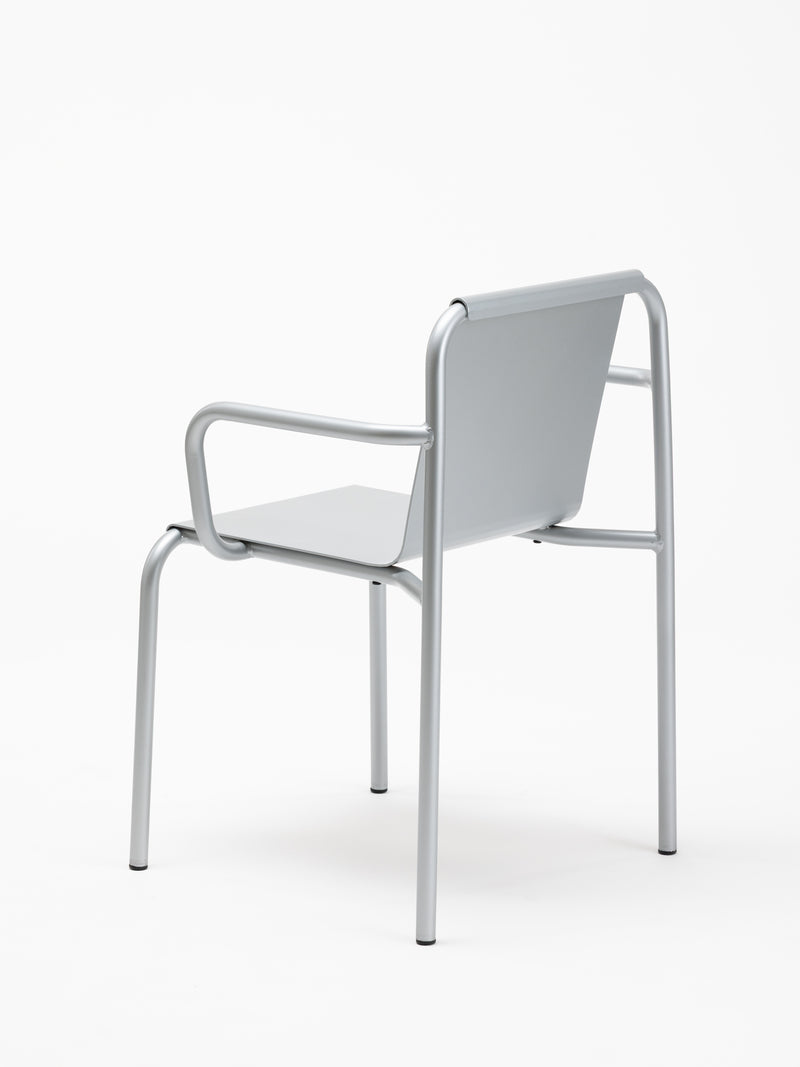 The (Chair) 01 Plain w. Armrest