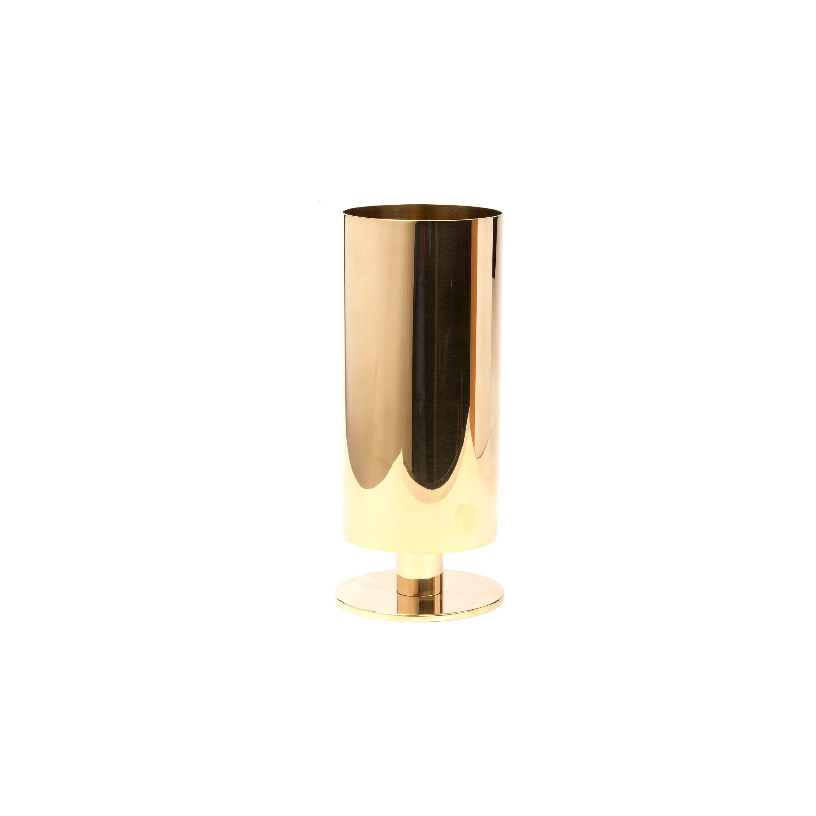 Vase #7247 by Werkstätte Carl Auböck is a tall, cylindrical gold piece with a smooth, reflective surface on a round base against a white background, imbuing the elegance of Viennese craftsmanship.
