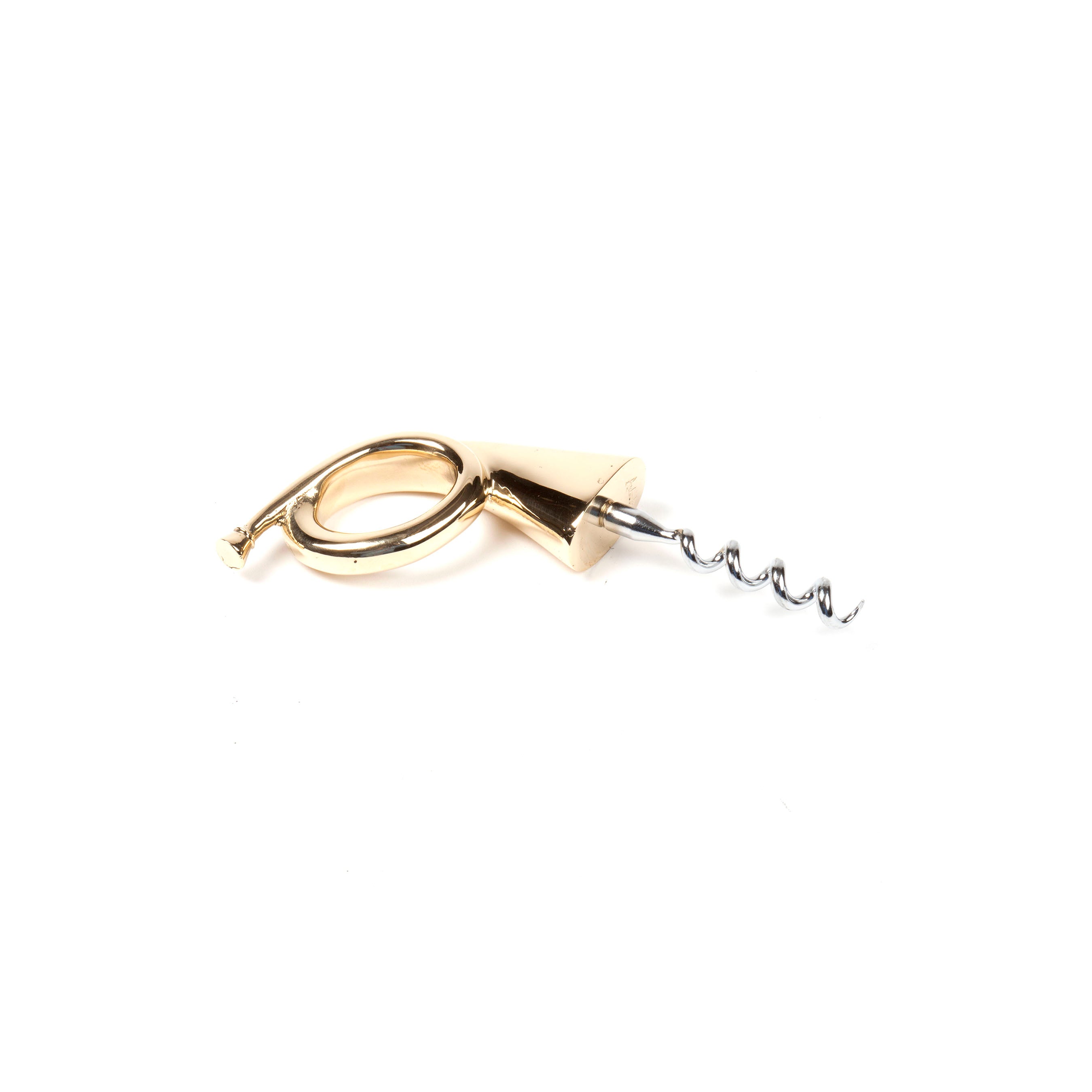 A gold-colored Corkscrew Posthorn #4568 by Werkstätte Carl Auböck lies on a white background, featuring a looped handle leading to a spiral metal screw, effortlessly combining Wiener Bronzen craftsmanship with modern style.