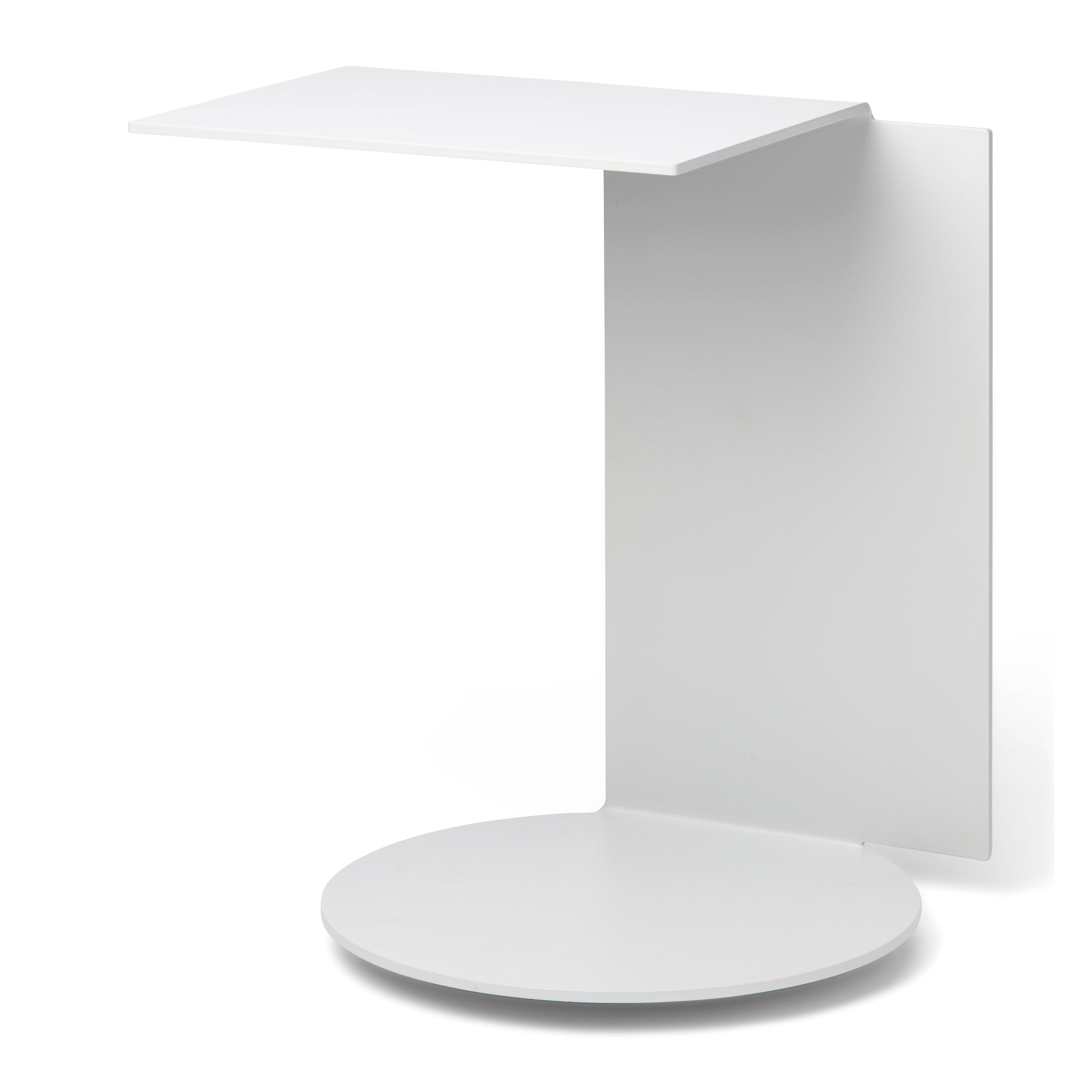 The Echtstahl Plateau side table boasts a minimalist design with a rectangular top and vertical support in powder-coated steel. Its versatile, sleek modern look is enhanced by an L-shaped overhang on the circular base for added functionality.