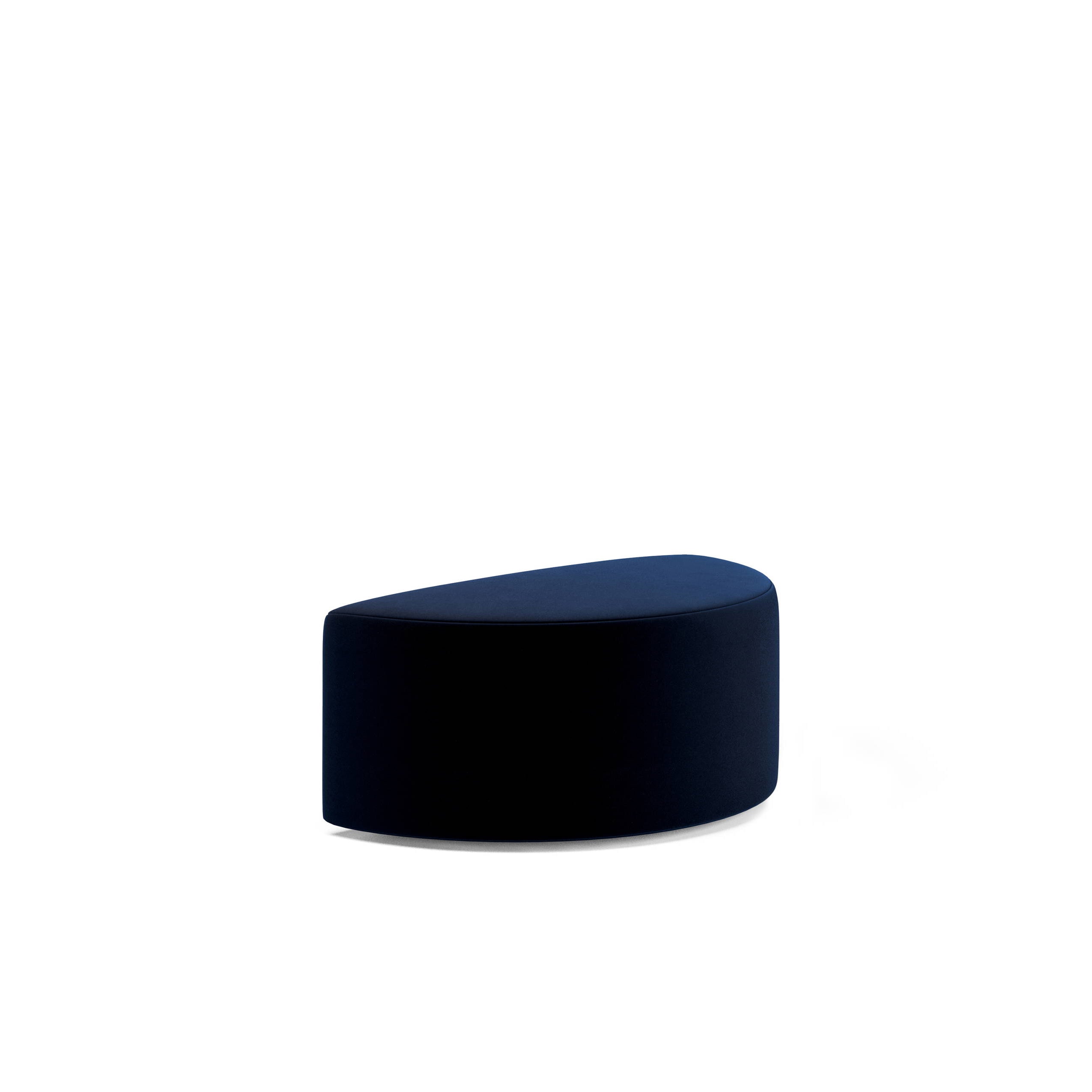 The Weber Pouf by Objekte unserer Tage, a navy blue semicircular ottoman with a smooth surface, sits against a plain white background. Its minimalistic design echoes basic geometric shapes with clean lines and a modern aesthetic.