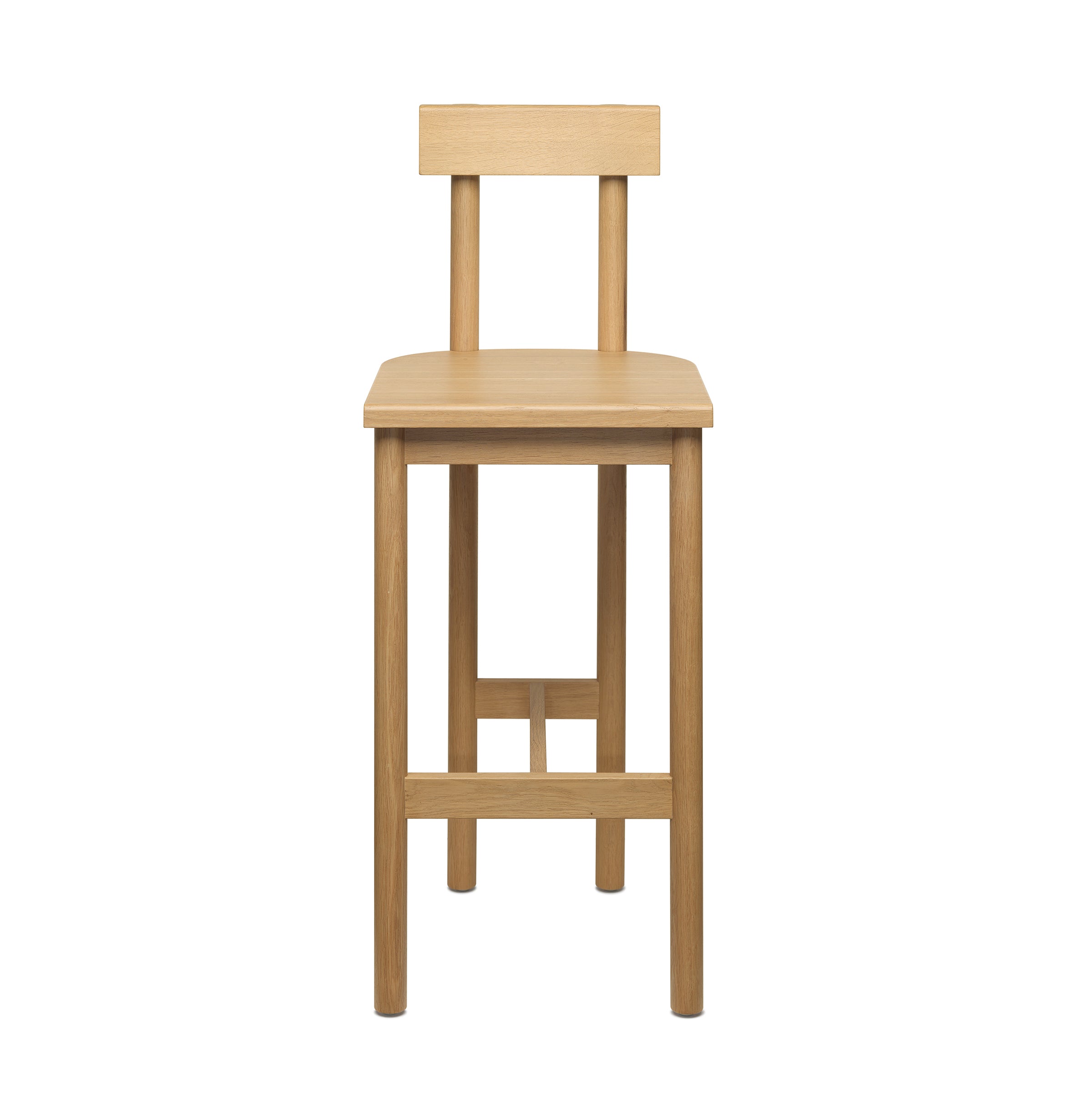 The SX02 GAMAR BARSTOOL by E15, made from European oak, features a minimalist design with a straight backrest and four legs. Its light wood finish is beautifully showcased against a white background, highlighting the creativity of Spacon & X.