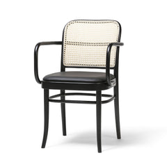 TON_811_armchair_02_medium.jpg