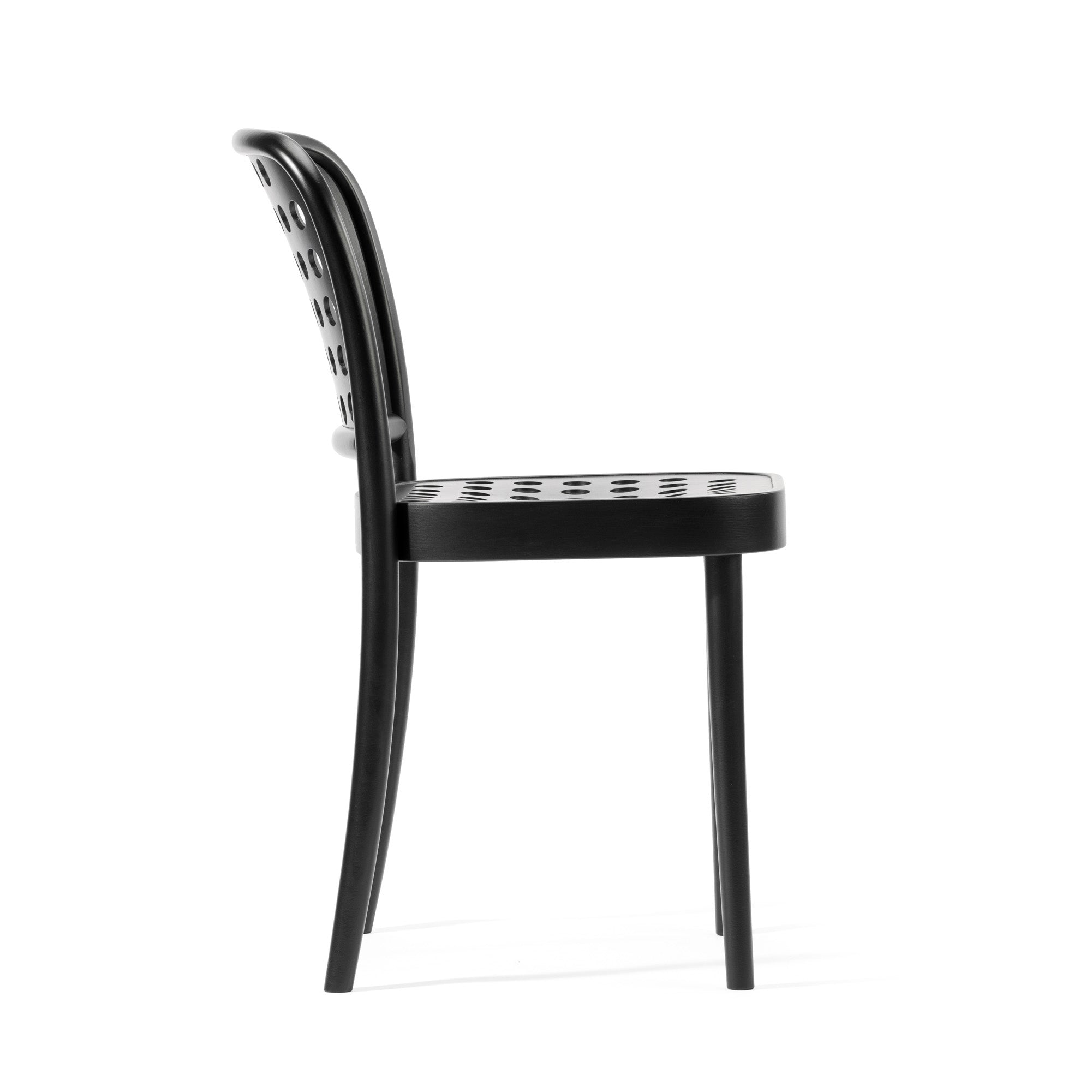 TON 822 Chair – Stillfried Design