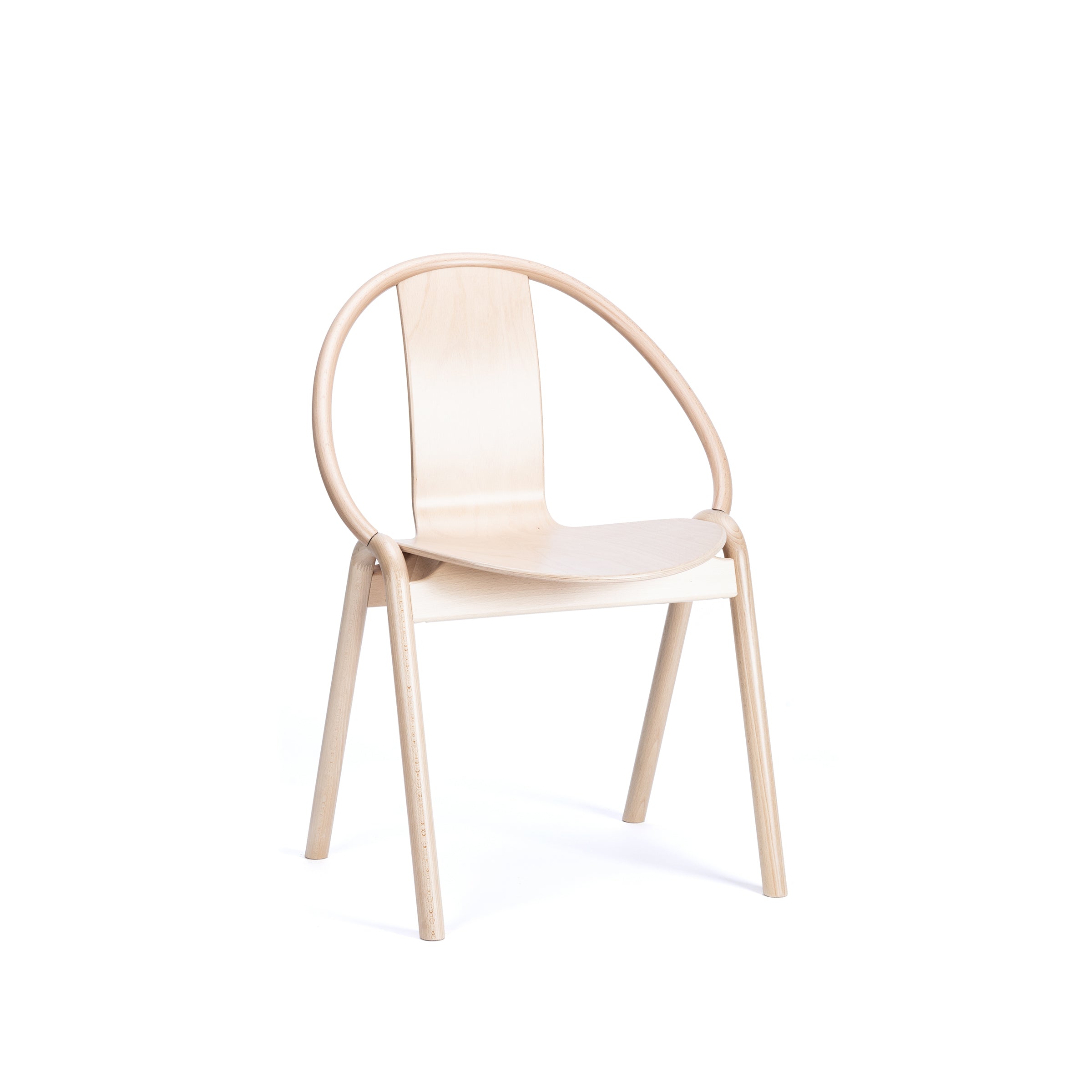 The Chair Again by TON is a minimalist bentwood chair with a curved backrest and four straight legs. It features a slightly concave seat, smooth lines, and a light wood finish, resembling a TONDesigner piece, set gracefully against a plain white background.